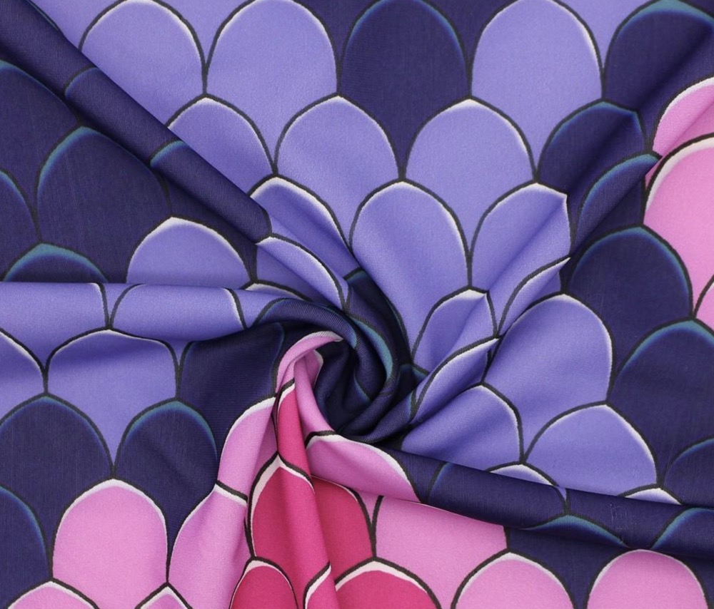 Digital printed swimwear polyester knitted fabric 200g fashionable swimsuit suit fabric