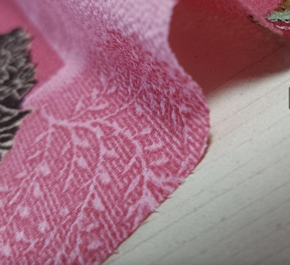 Stretch seersucker printed skirt fabric